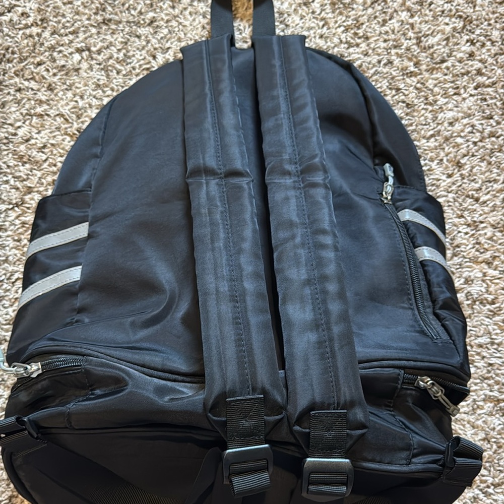 Trend Urban Backpack - Picture 6 of 7
